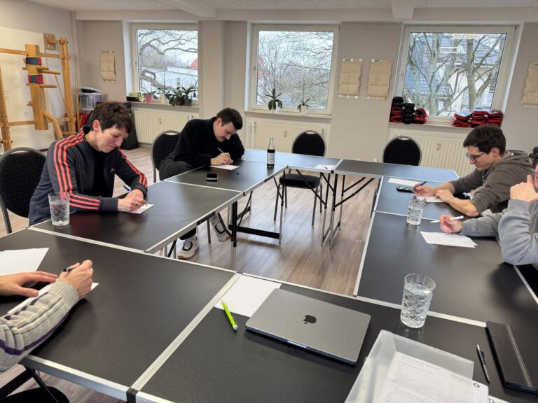Berufsausbildung - WingTsun Lehrer 7 Ausbildung zur/zum WingTsun Lehrer:in Akademie in HH Groß Borstel