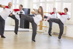Selbstverteidigung für jedes Alter 4 Selbstverteidigung für Erwachsenen in der WingTsun Akademie Hamburg