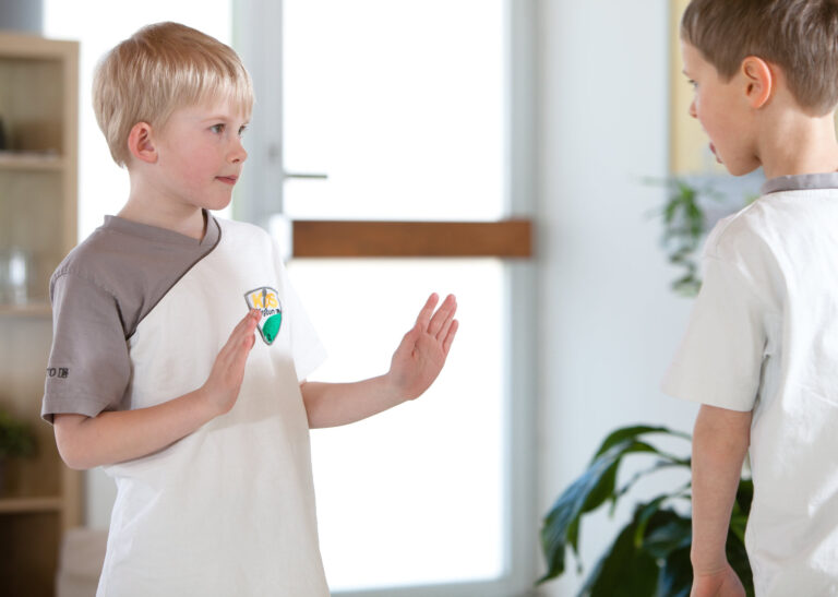 WingTsun - Selbstverteidigung für Teens (ab 10 J.) 6 Selbstverteidigung für Kinder ab 8 Jahren der WingTsun Akademie WingTsun Hamburg